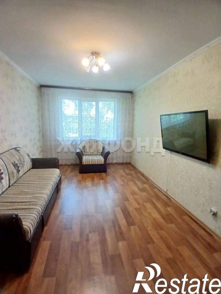 2-комн квартира 79-й Гвардейской дивизии улица, д.14