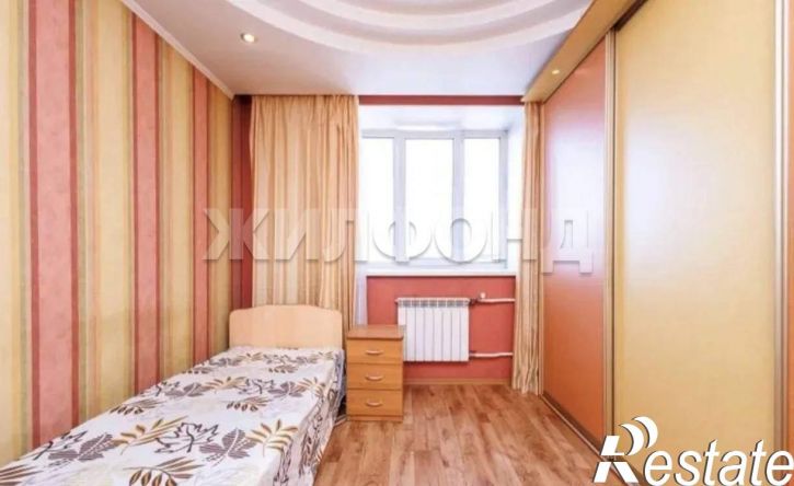3-комн квартира Карповский переулок, д.12