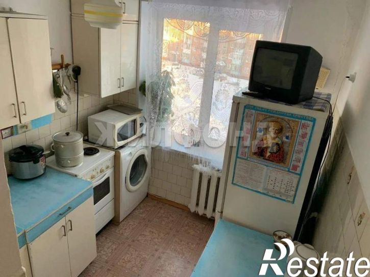 3-комн квартира Лазарева улица, д.9