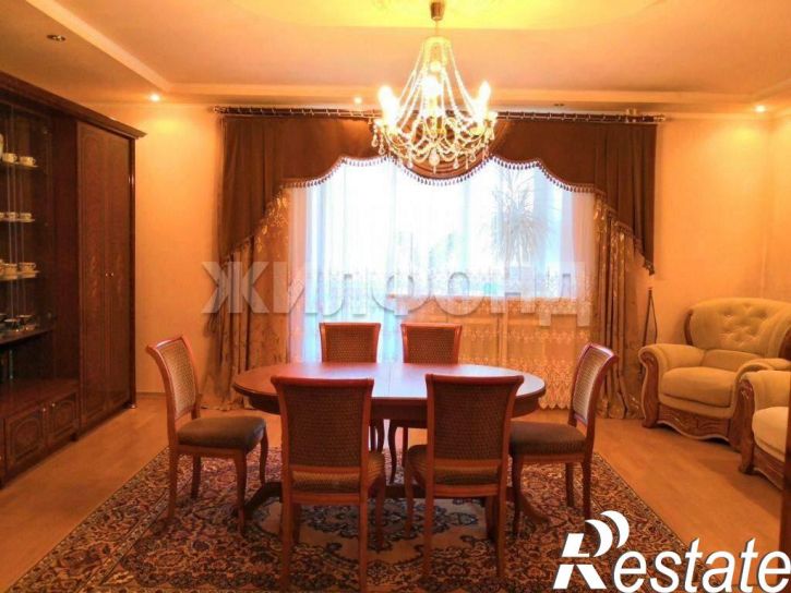 3-комн квартира Тихий переулок, д.28
