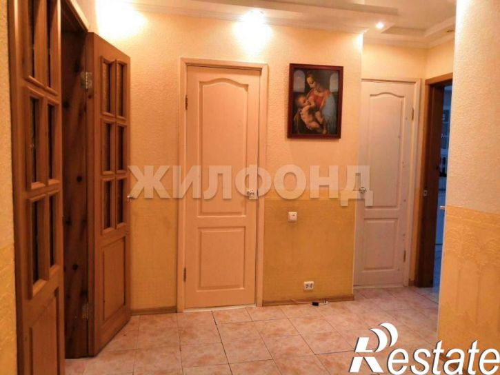 3-комн квартира Тихий переулок, д.28