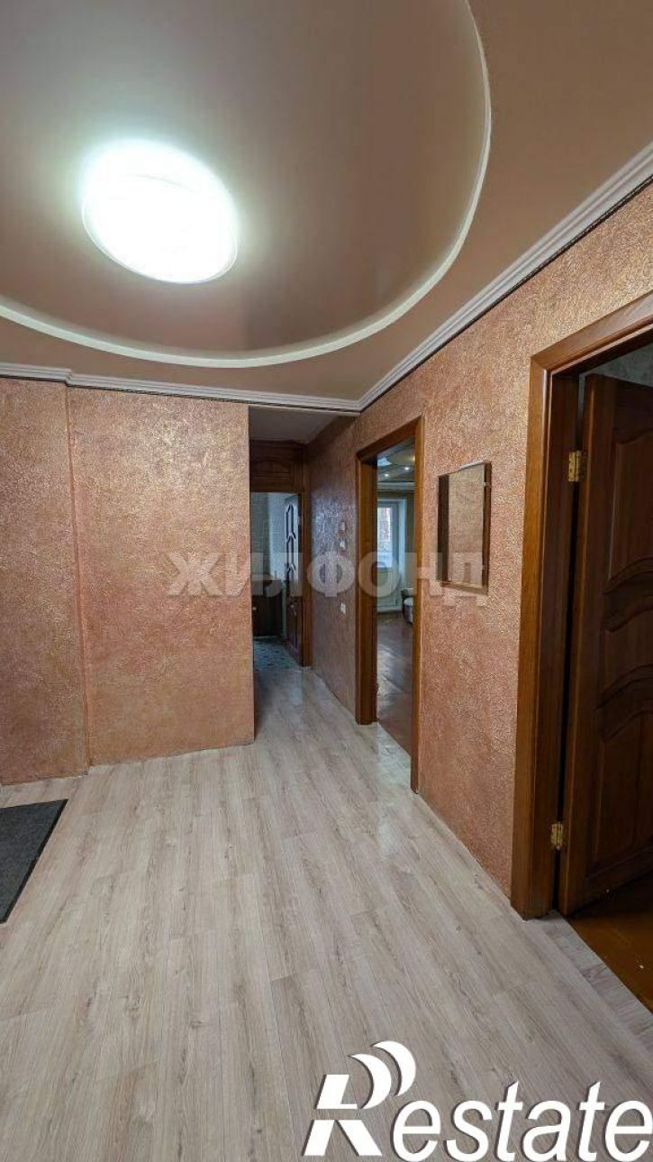 3-комн квартира Мокрушина улица, д.20