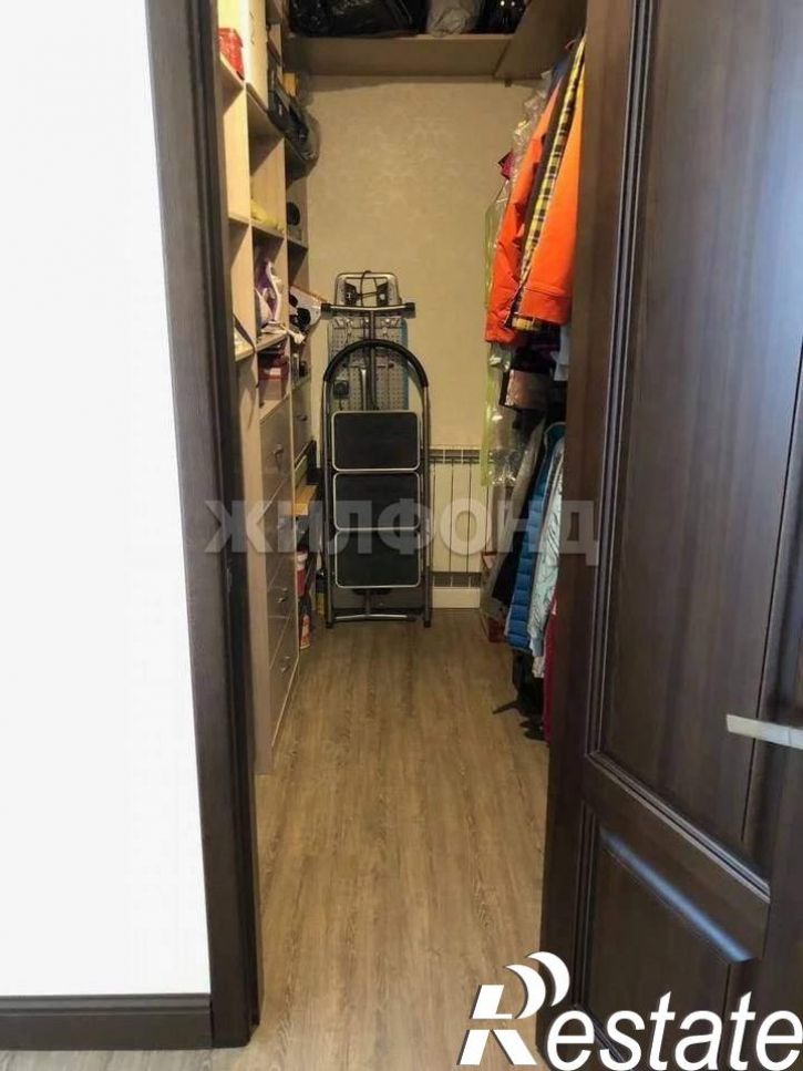 3-комн квартира Ленина проспект, д.157