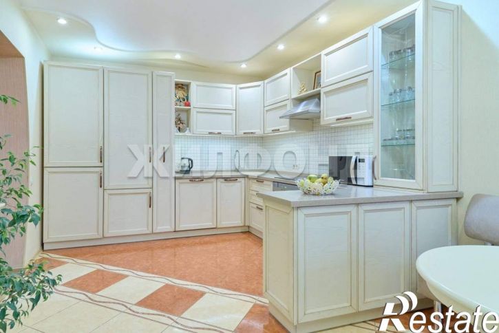 3-комн квартира Новосибирская улица, д.8