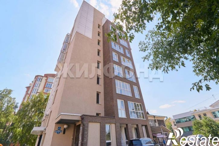3-комн квартира Карташова улица, д.4
