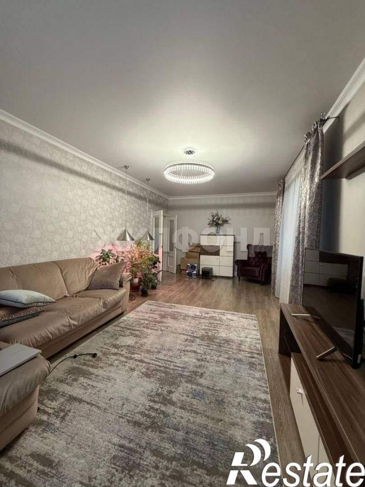 4-комн квартира Лебедева улица, д.38