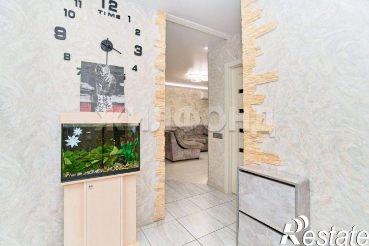 4-комн квартира Алтайская улица, д.80