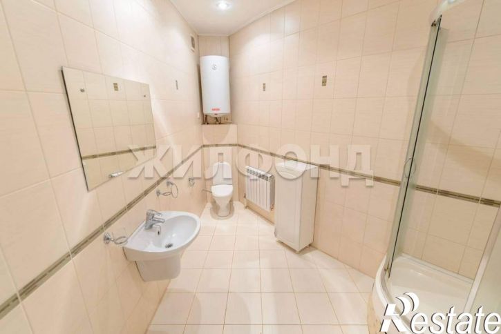4-комн квартира Вершинина улица, д.24в