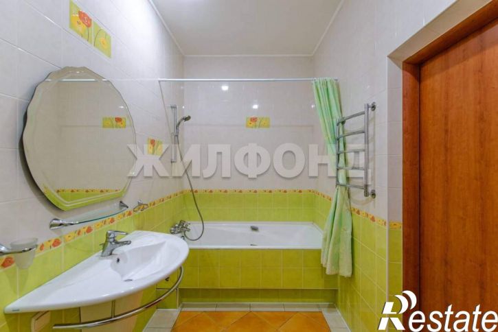 4-комн квартира Вершинина улица, д.24в
