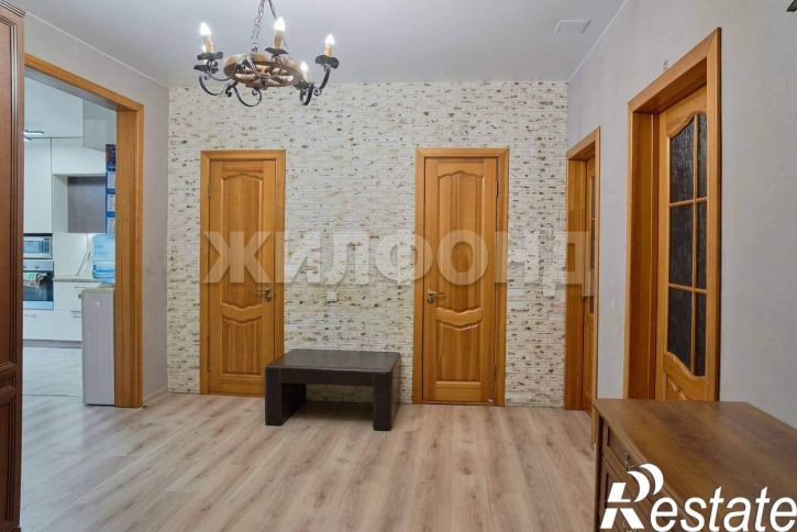 4-комн квартира Рабочая улица, д.11А