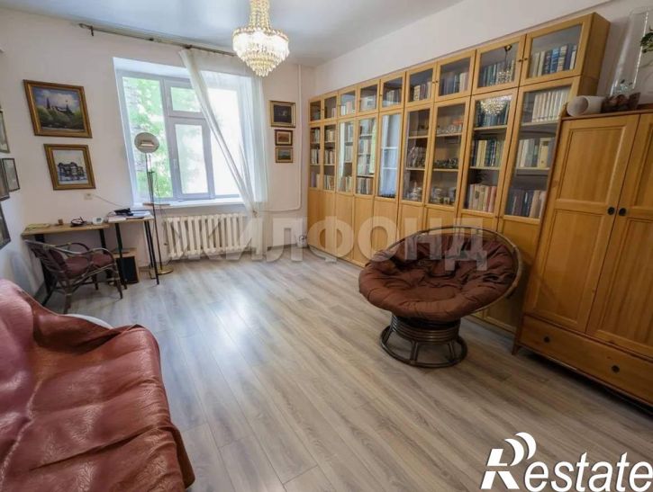 4-комн квартира Кирова проспект, д.39