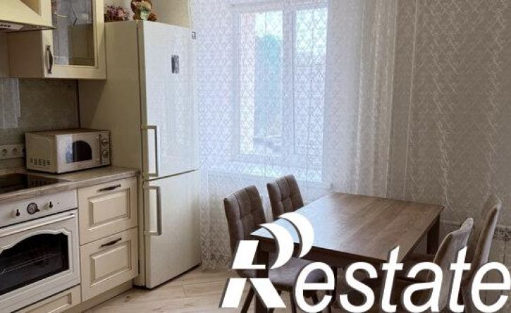 3-комн квартира Учебная улица, 34,  д. 34