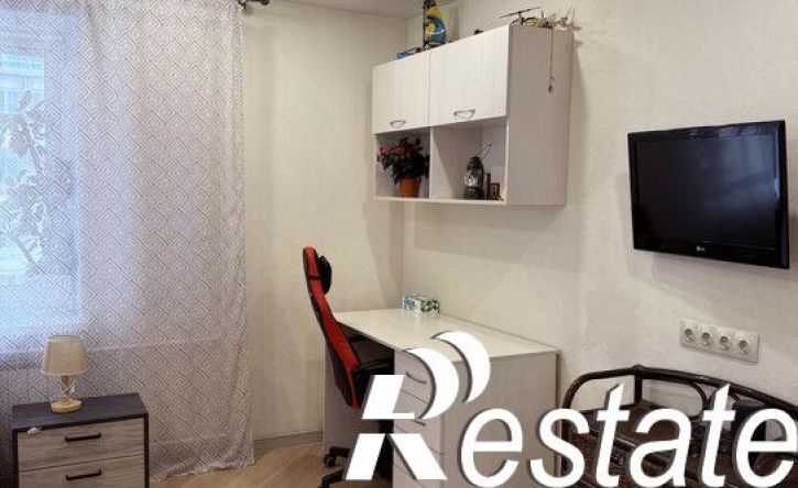 3-комн квартира Учебная улица, 34,  д. 34