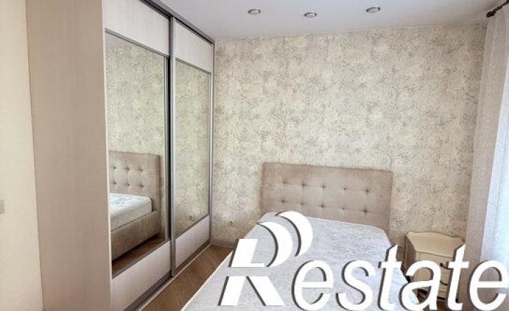 3-комн квартира Учебная улица, 34,  д. 34