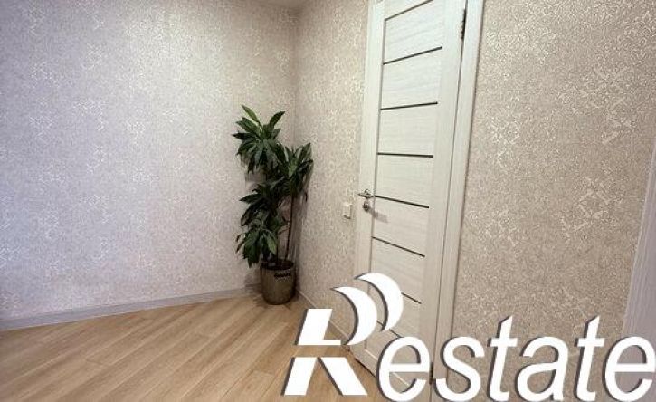 3-комн квартира Учебная улица, 34,  д. 34
