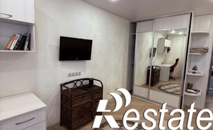 3-комн квартира Учебная улица, 34,  д. 34