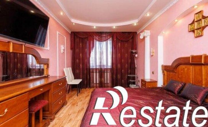 3-комн квартира Карповский переулок, 12,  д. 12