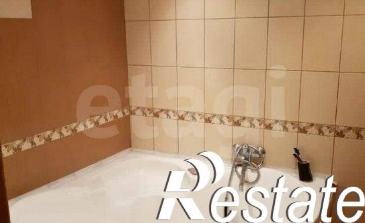 3-комн квартира улица Никитина, 56,  д. 56