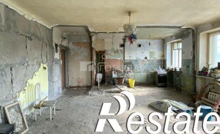 2-комн квартира проспект Кирова, 56,  д. 56