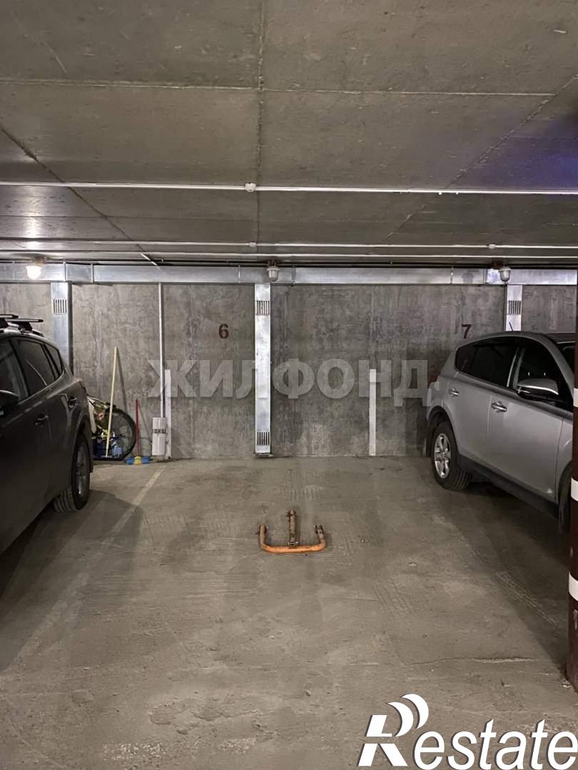 Купить гараж, место в паркинге за 1 570 000 рублей на Елизаровых улица, д.15