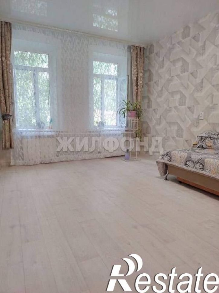 2-комн квартира Максима Горького улица, д.21