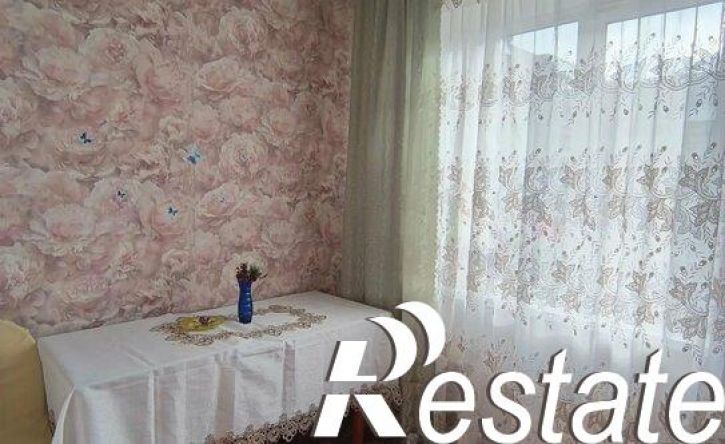 4-комн квартира Иртышская улица, 33,  д. 33