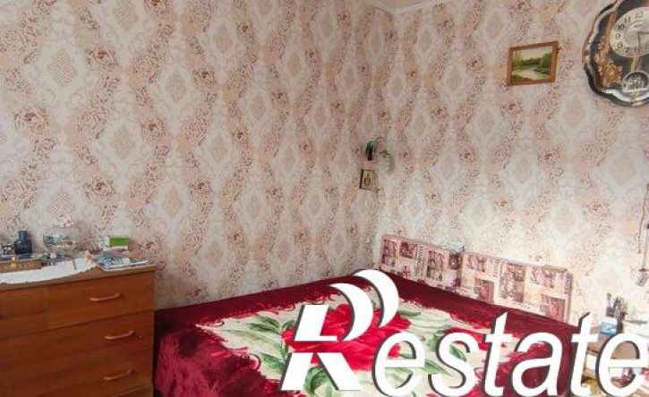 4-комн квартира Иртышская улица, 33,  д. 33