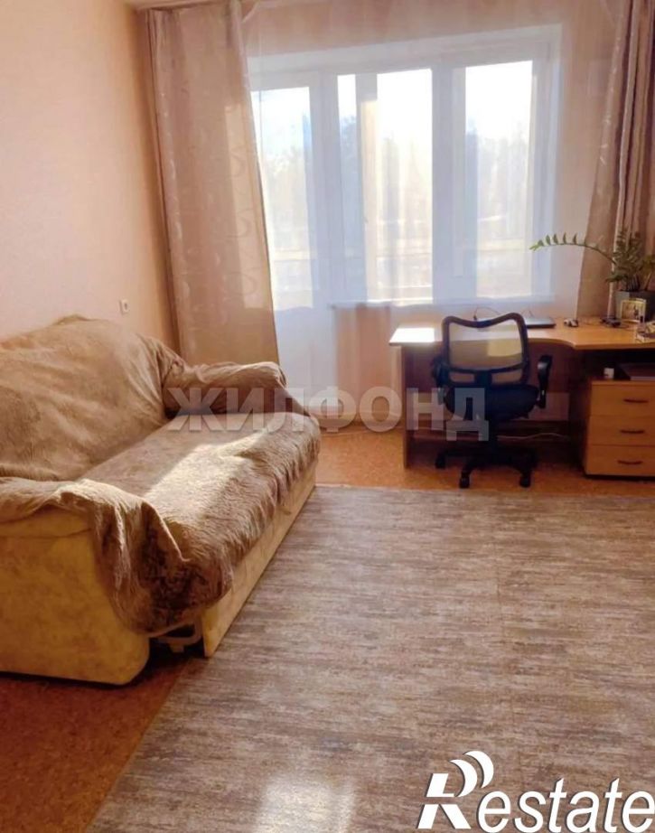 1-комн квартира Дизайнеров улица, д.11