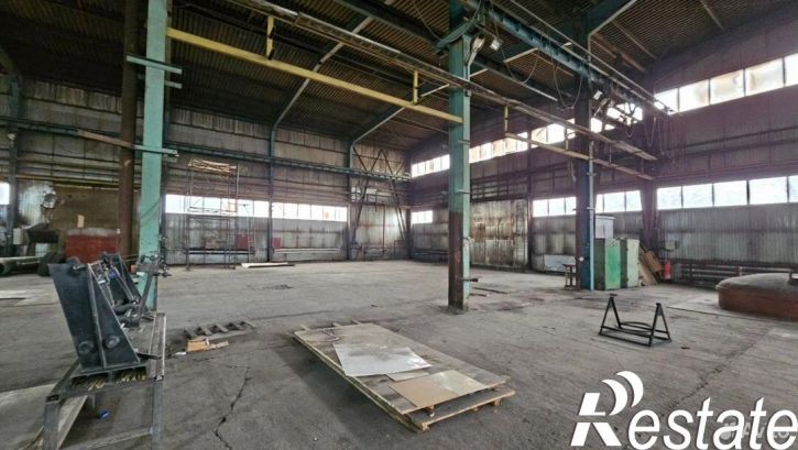 Отдельное здание улица Александра Угрюмова, 15/1,  д. 15/1