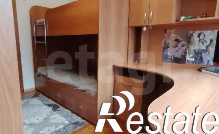 3-комн квартира улица Савиных, 2,  д. 2