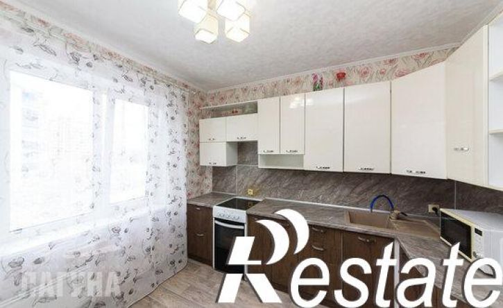 2-комн квартира Сибирская улица, 102/3,  д. 102/3