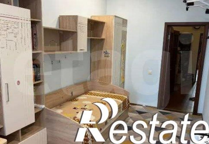 3-комн квартира улица Трифонова, 22,  д. 22