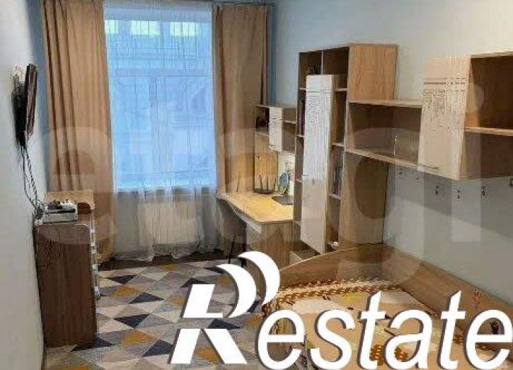 3-комн квартира улица Трифонова, 22,  д. 22