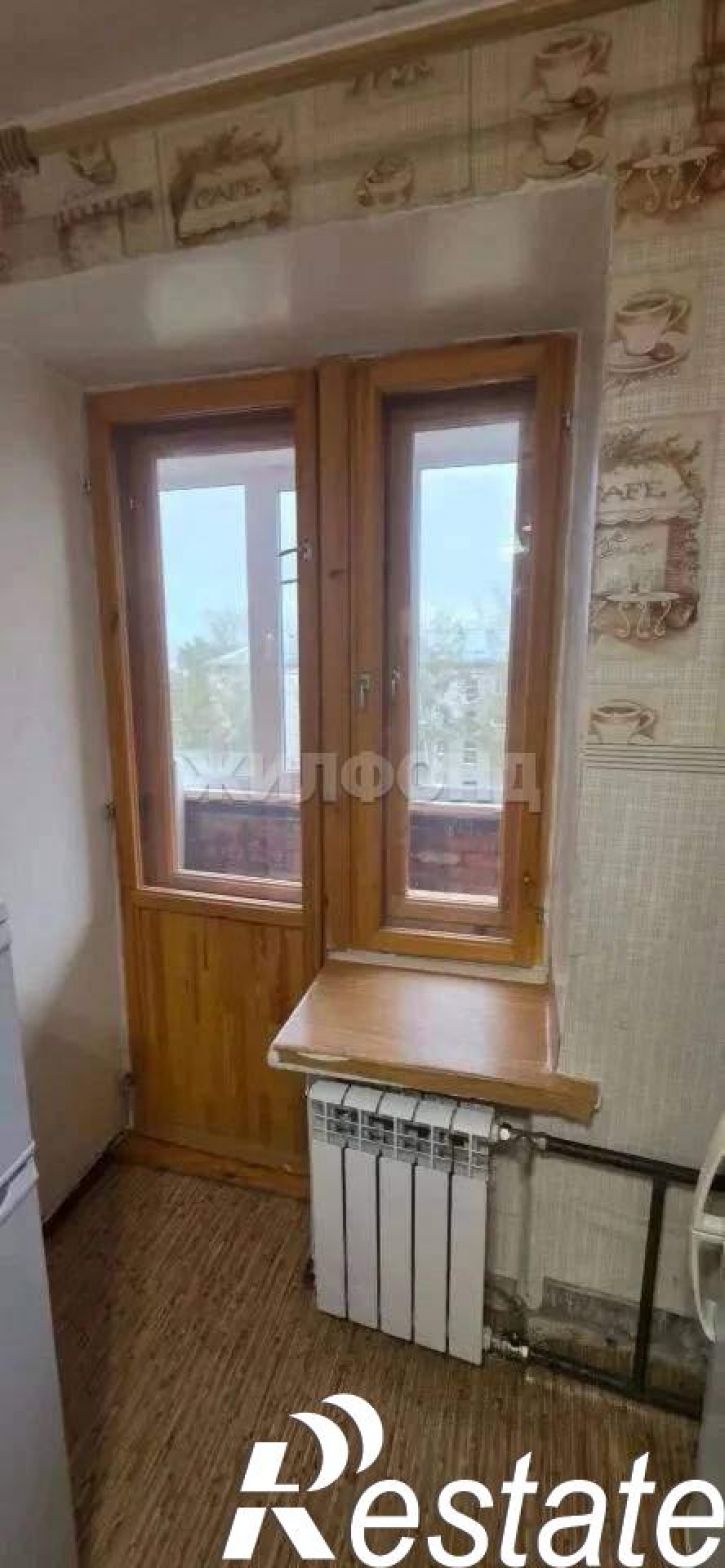 1-комн квартира Артема улица, д.15