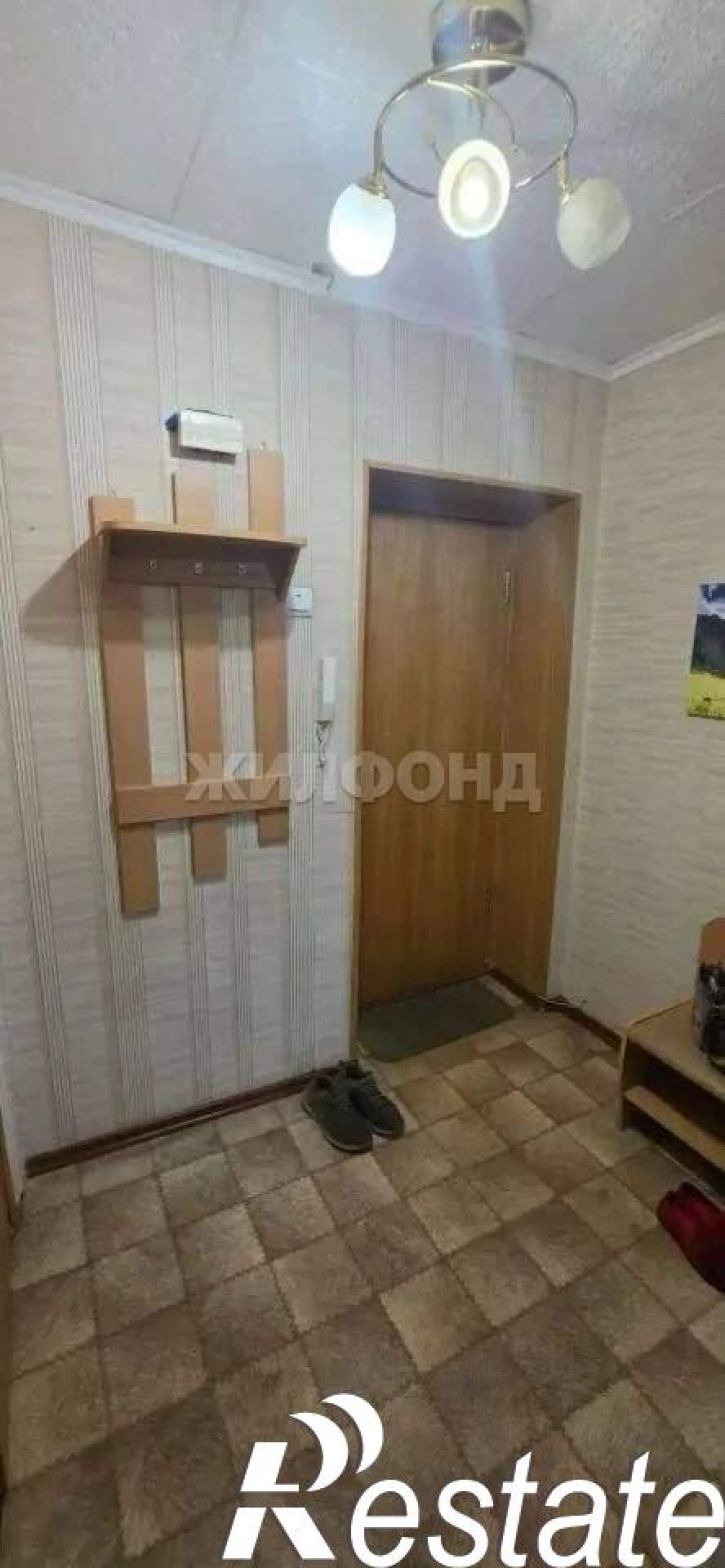 1-комн квартира Артема улица, д.15