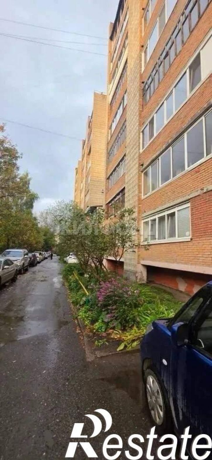 1-комн квартира Артема улица, д.15