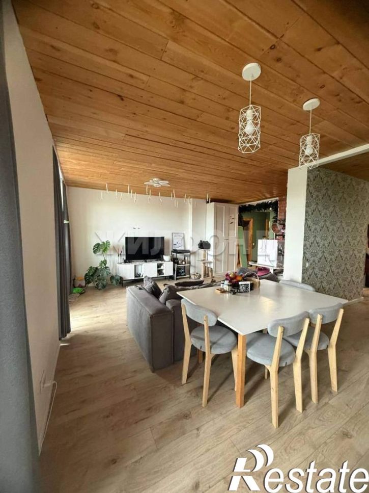 3-комн квартира Сергея Вицмана улица, д.37