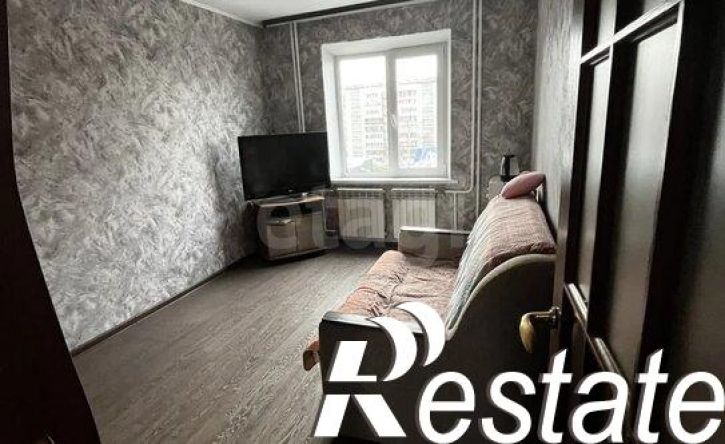 1-комн квартира улица Елизаровых, 76,  д. 76