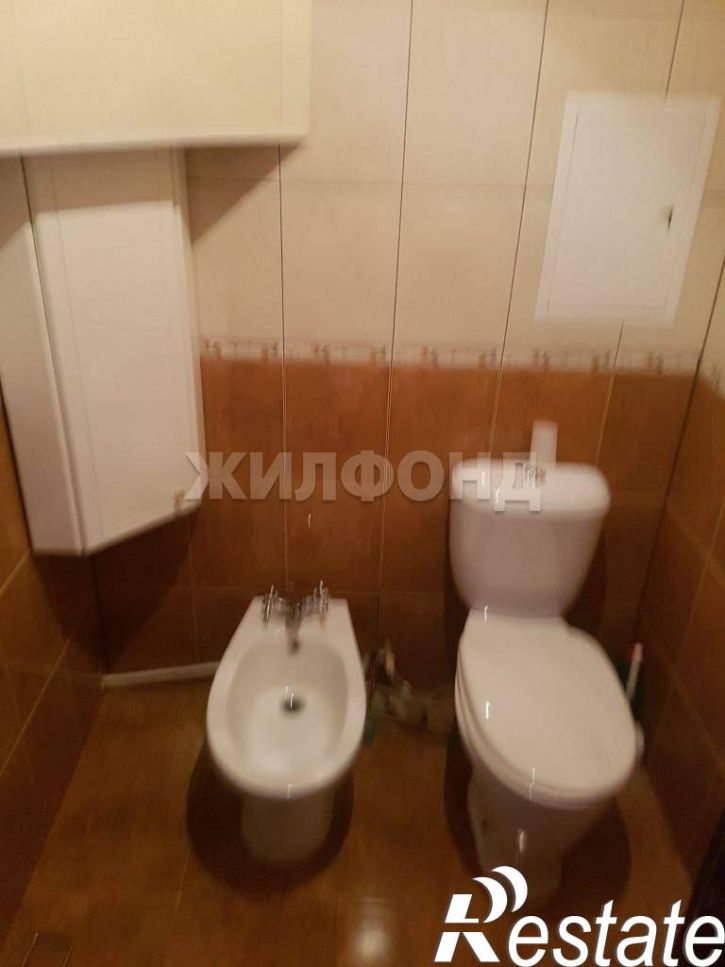 4-комн квартира Дзержинского улица, д.51А