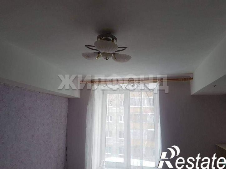 4-комн квартира Дзержинского улица, д.51А