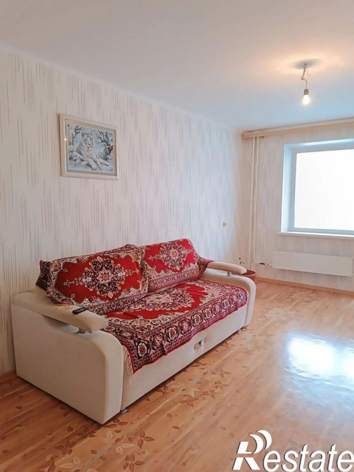 3-комн квартира ул. Ивана Черных, 18