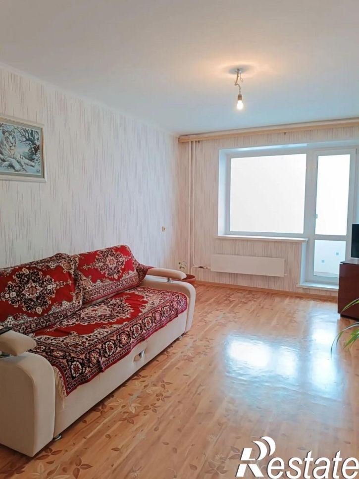 3-комн квартира ул. Ивана Черных, 18