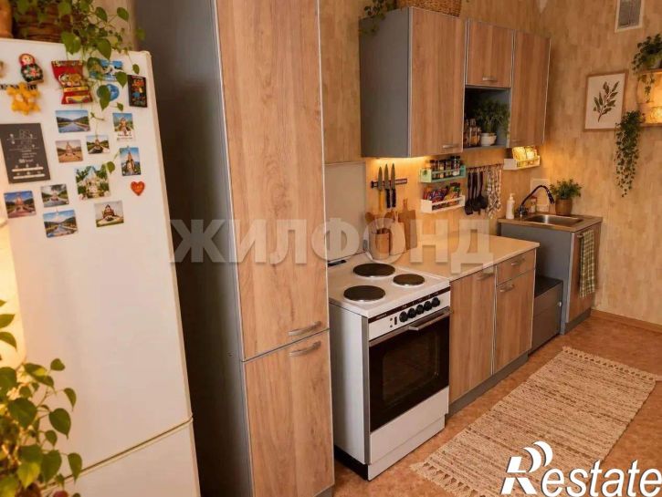 3-комн квартира Комсомольский проспект, д.12