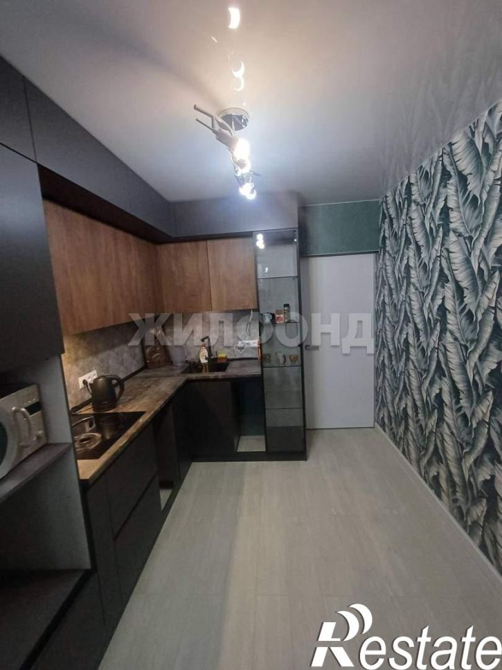 1-комн квартира Ивана Черных улица, д.66