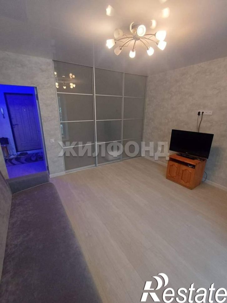 1-комн квартира Ивана Черных улица, д.66