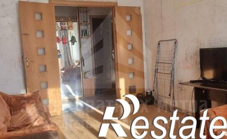 2-комн квартира Карский переулок, 70,  д. 70
