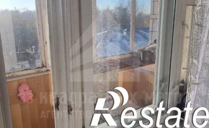 2-комн квартира Карский переулок, 70,  д. 70