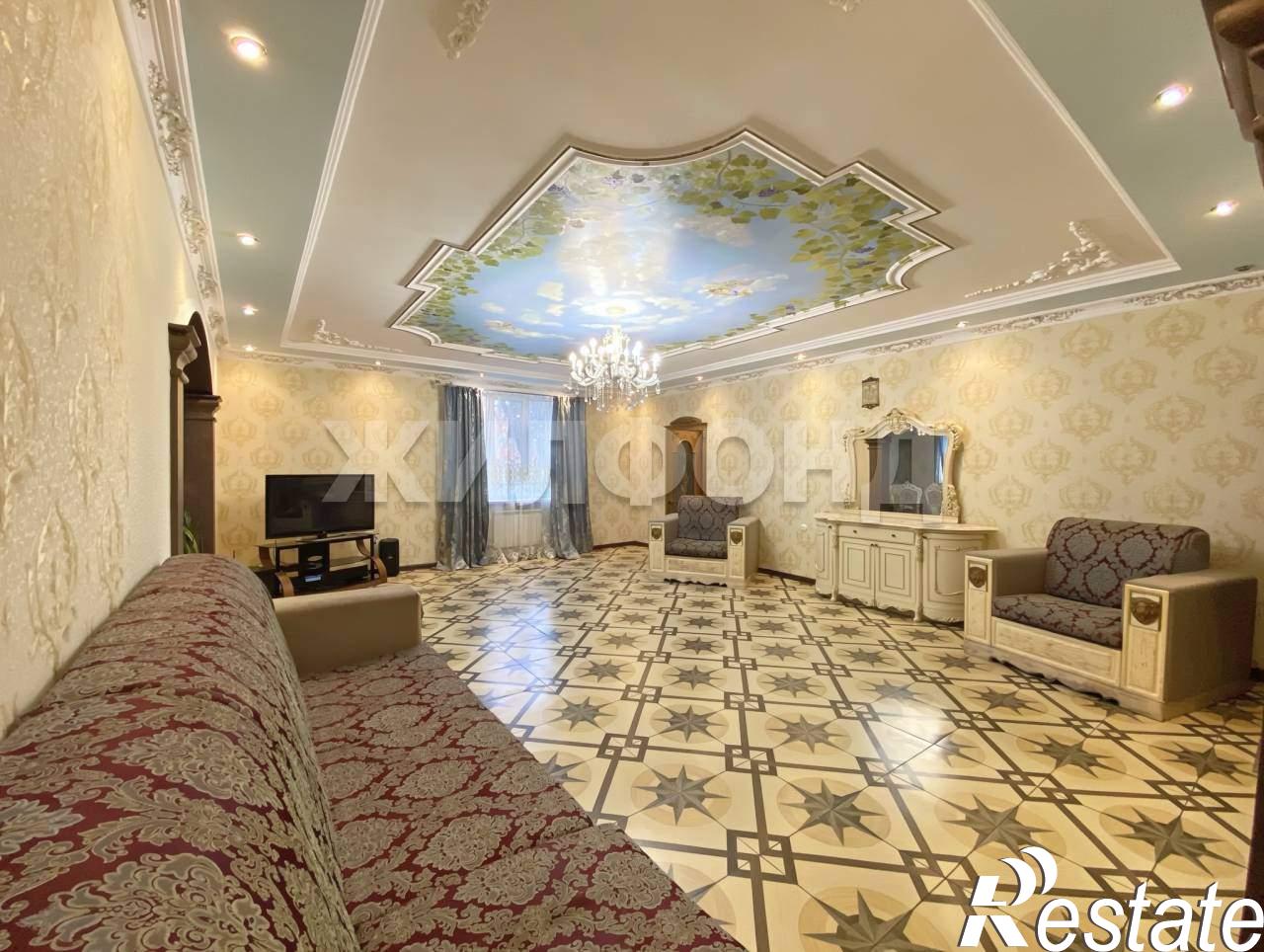 Купить дачу, дом, коттедж за 16 500 000 рублей на Кутузова улица, д.7/2