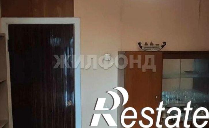 3-комн квартира улица Ференца Мюнниха, 3,  д. 3