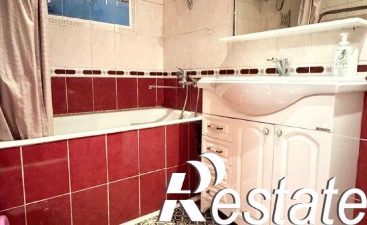2-комн квартира улица Смирнова, 48Г,  д. 48Г
